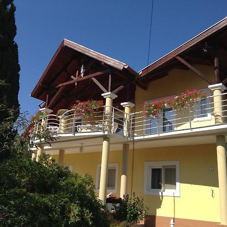 Villa Natalia เฮวิซ ภายนอก รูปภาพ