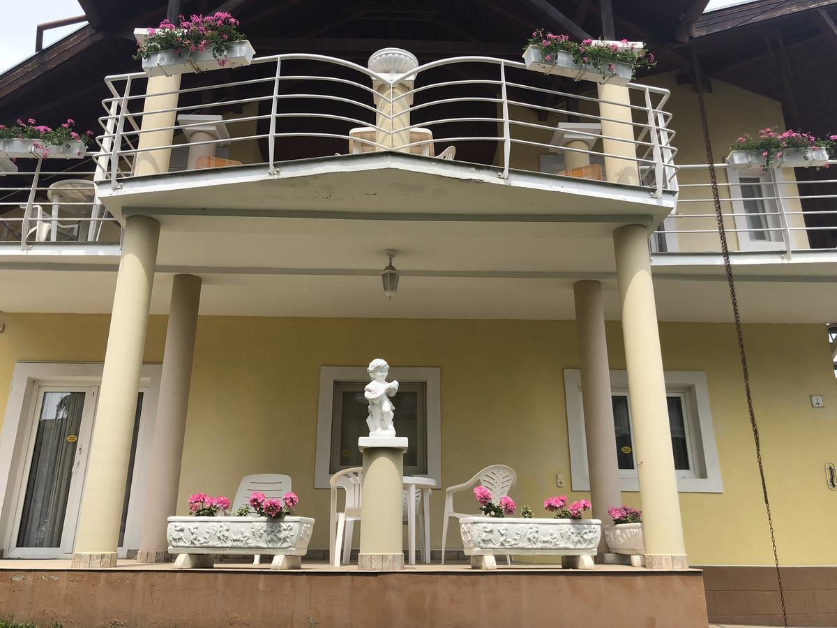 Villa Natalia เฮวิซ ภายนอก รูปภาพ